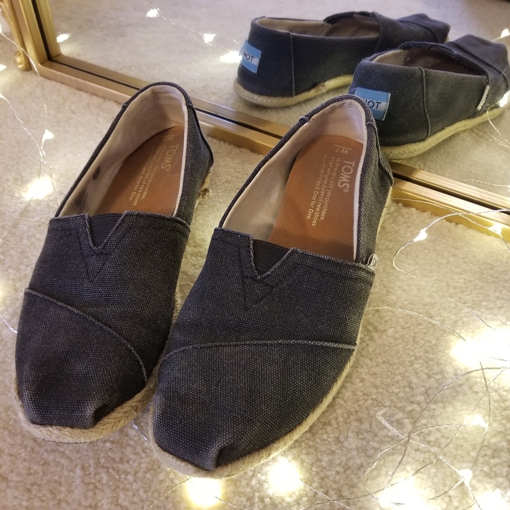 Tom's Black Alpargata